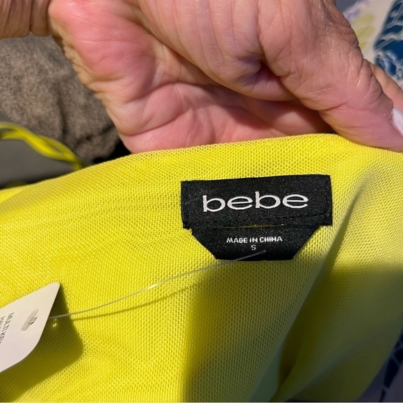 Bebe Multi Keyhole Halter Knit Top Small - Picture 8 of 10